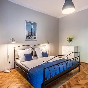 https://fenna-apartments.krakowhotelspoland.com